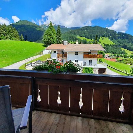 Hotel Klockerhof Lermoos Exteriör bild
